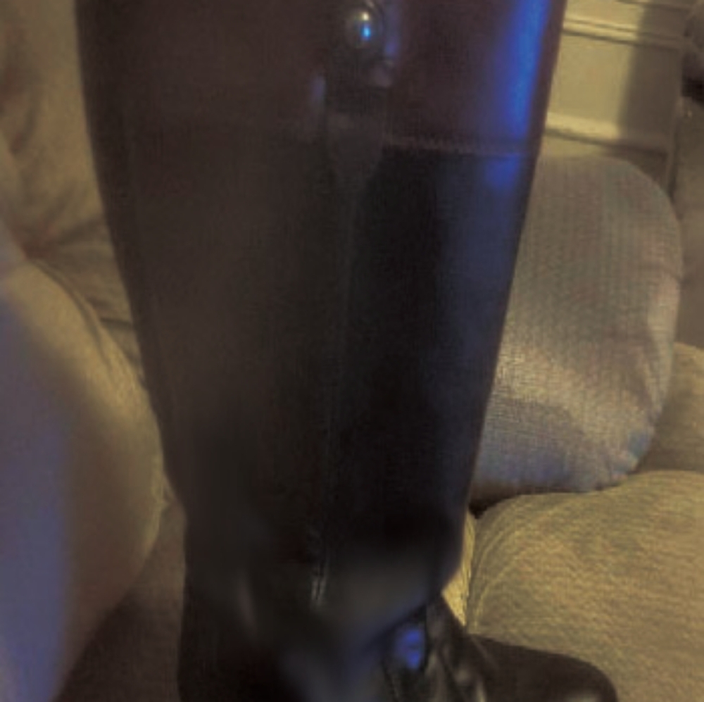 Boots - Picture 2 of 4